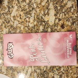 Sola Pink Ladies eyeshadow palette